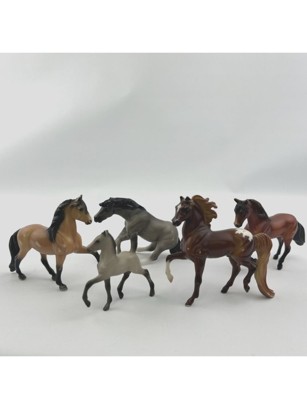 Breyer Lot of 5 1999 Stablemate Horses Vintage